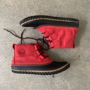 Out N About™ Leather Bootie, Gypsy